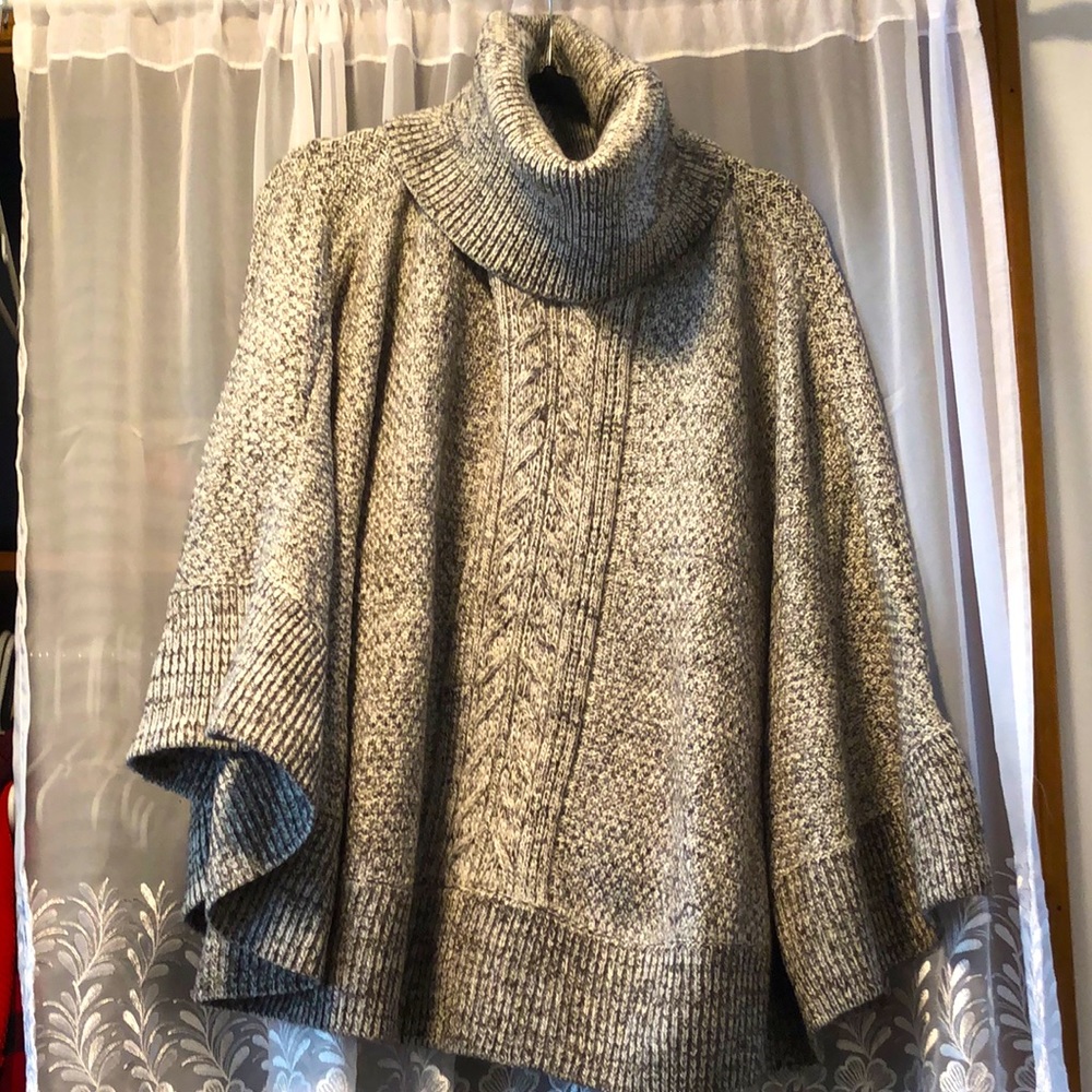 NWOT Brixon Ivy Cowl Neck Poncho
